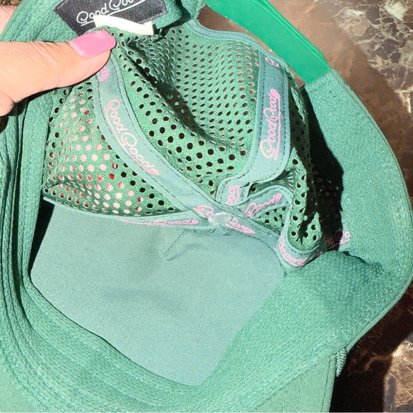Good Green Cap - Picture 5 of 5